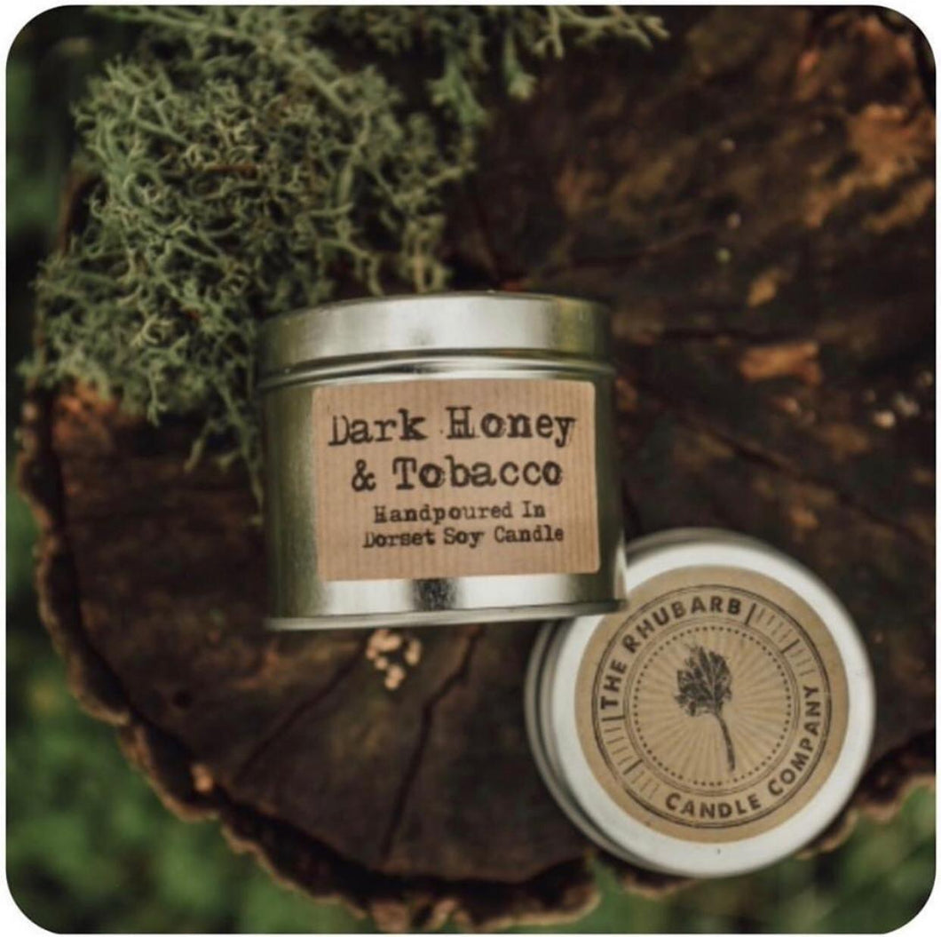 Dark Honey & Tobacco - The Rhubarb Candle Company Soy Candle in  copper or silver Tin, Vegan, Cruelty free product. All the labels are vegan friendly. Long lasting candle made in our countryside kitchen in Dorset. Made in small batches and fully CLP compliant. Candles weight is approximately 200g and has a minimum burn time of 36 hours. Made by The Rhubarb Candle Company 